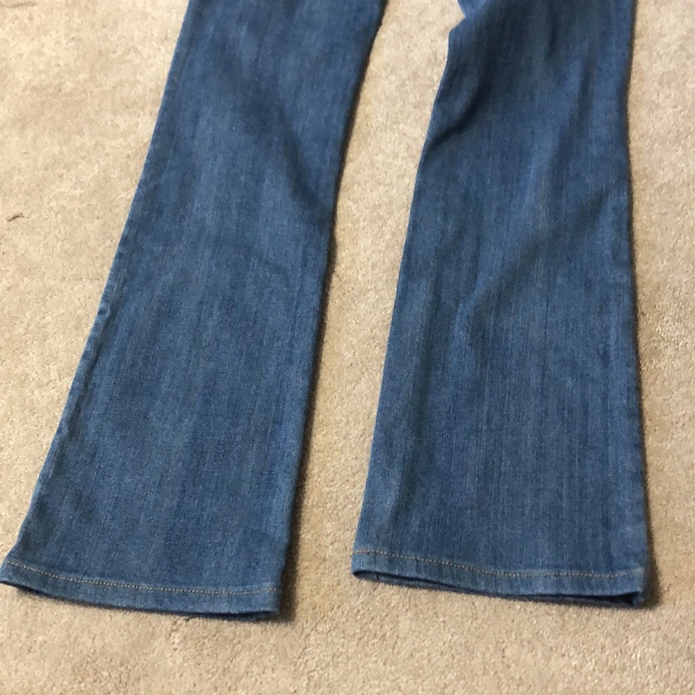 Driftwood Kelly Bootcut Mid-Rise Blue Jeans with Floral Embroiderery Size 25 - Picture 12 of 12